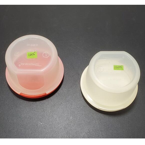 Tupperware VINTAGE Modular Mate, Round 7 oz 200ml w/Lids, Set of 2 - Picture 3 of 3